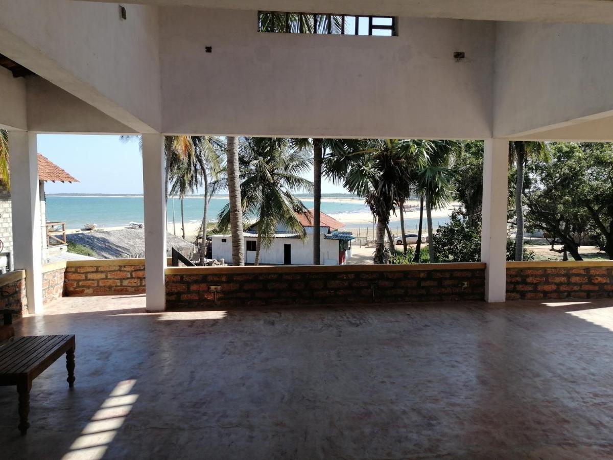 Red Coral Kitesurfing Resort Калпития Экстерьер фото